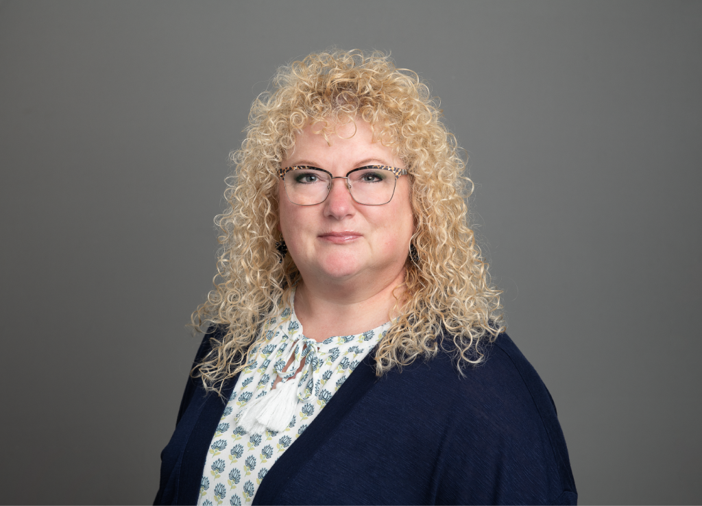 Tracy Brooks-Augstin: Administrative Assistant