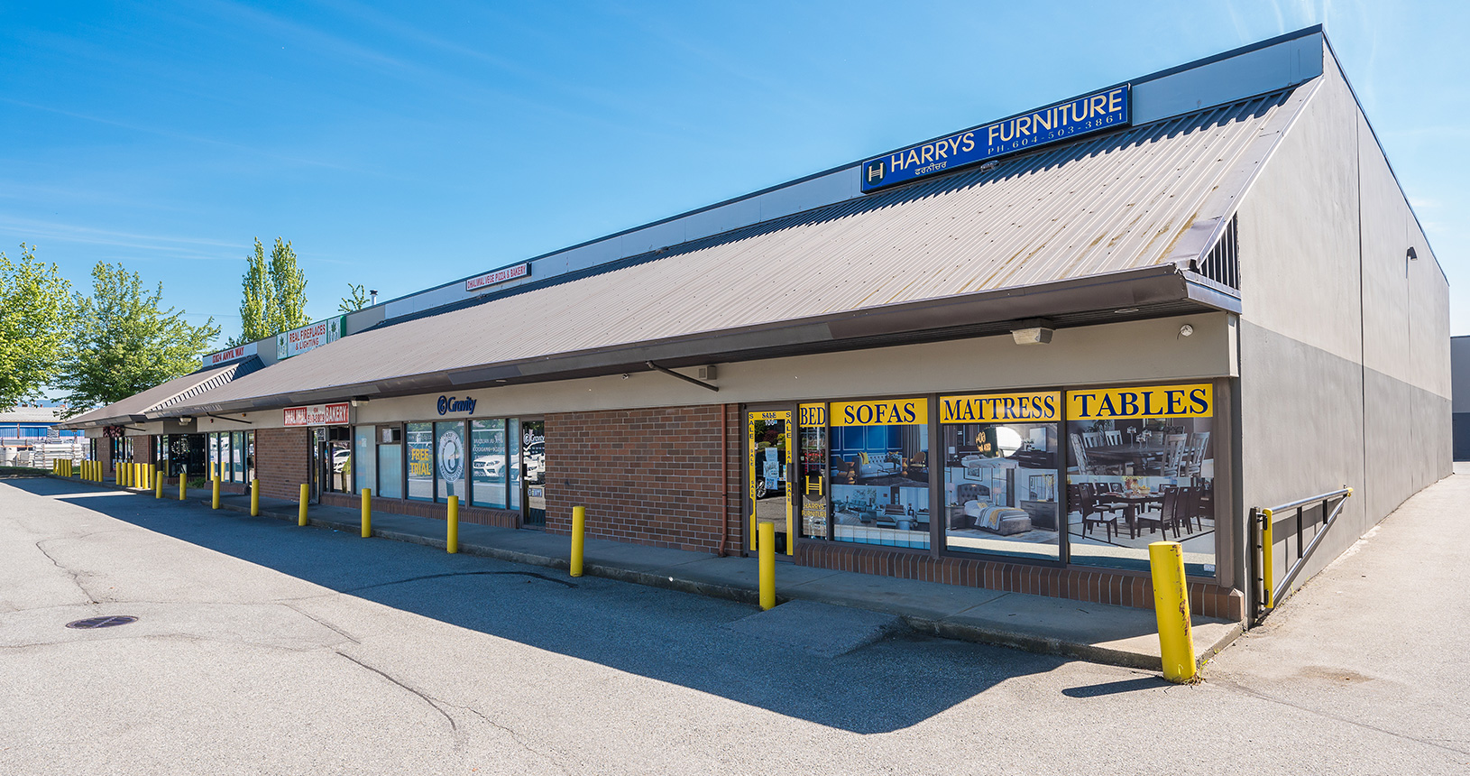 Anvil Way Industrial Centre: Exterior