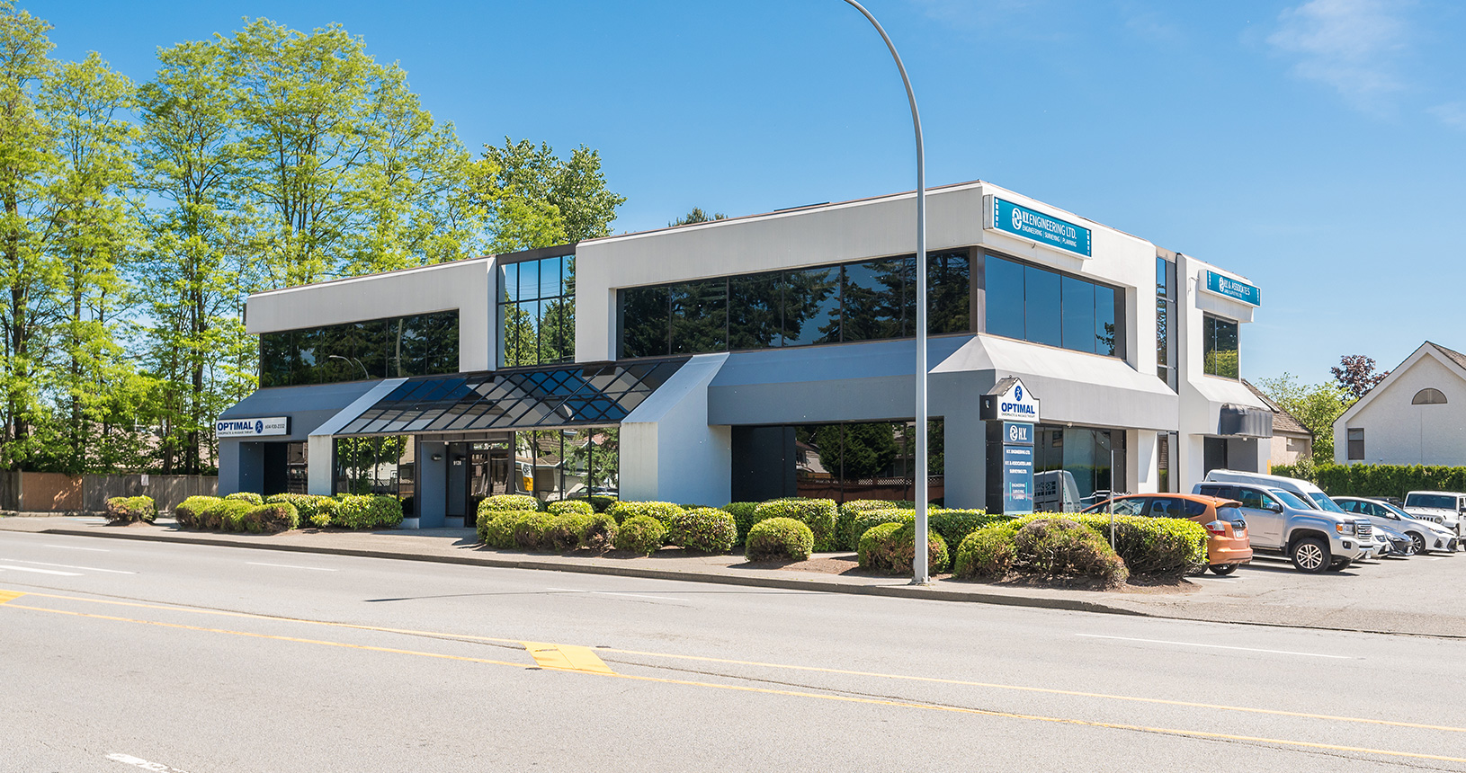 Fleetwood Office Complex: Exterior