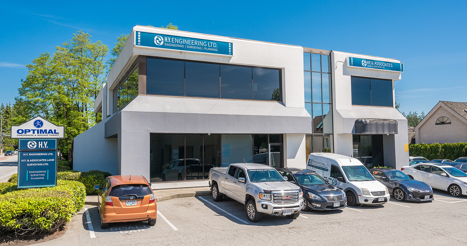 Fleetwood Office Complex: Exterior
